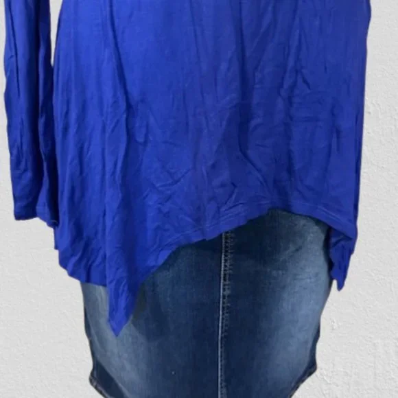 Royal Blue Long Sleeve Sharkbite Top  (2) - Picture 4 of 8
